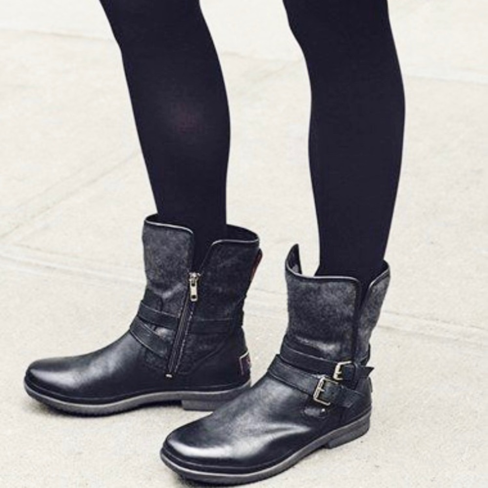 UGG Simmens Leather and Wool Boots, Size 7